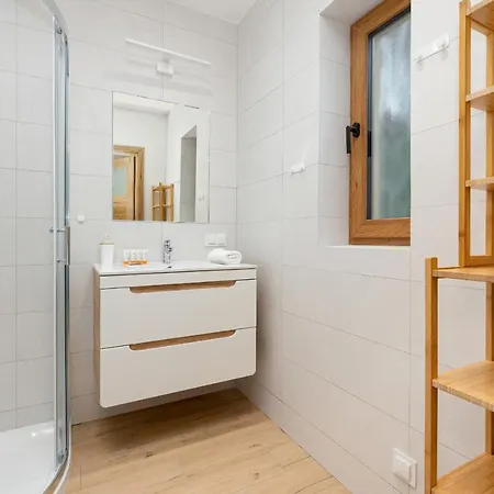 Zielona 11 By Renters ミエンジボジェ